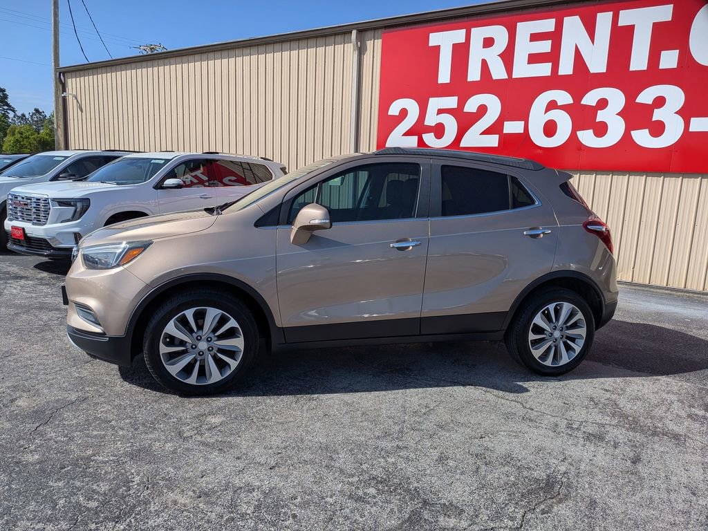 Used 2018 Buick Encore Preferred image 2