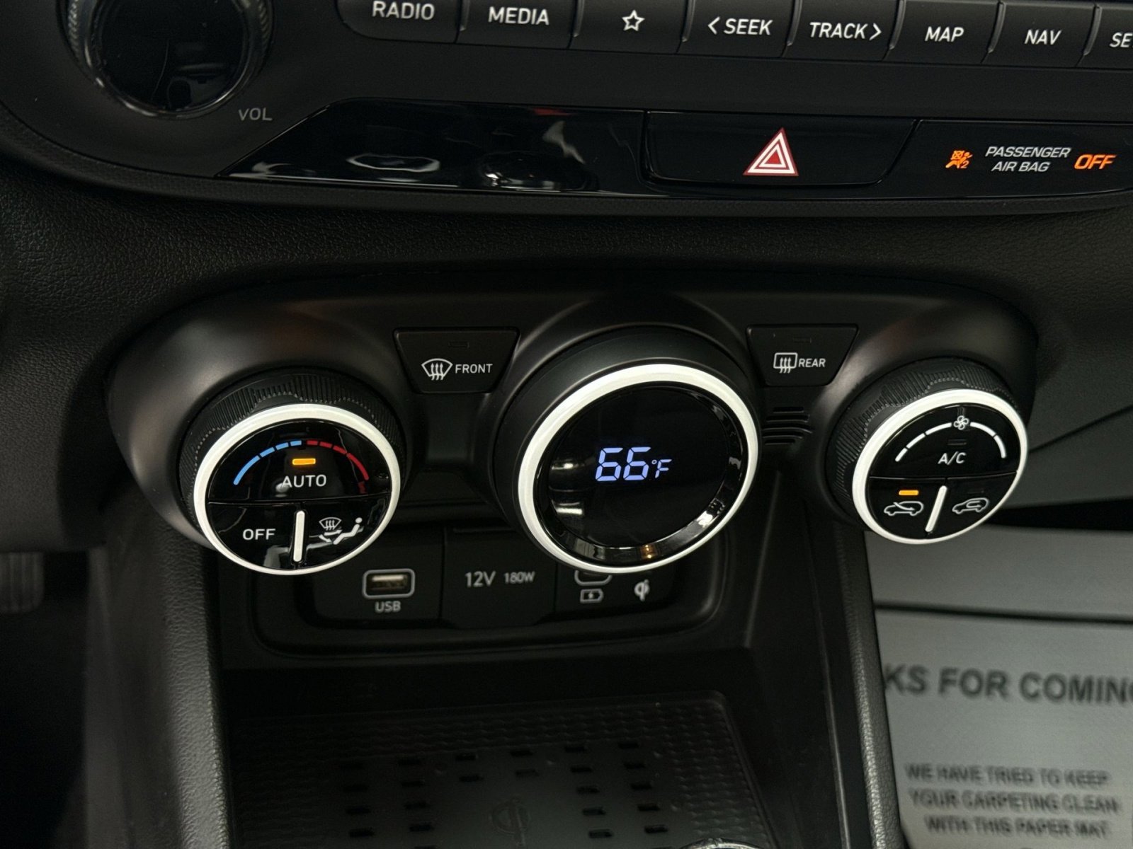 Certified 2024 Hyundai Venue Limited FWD image 21
