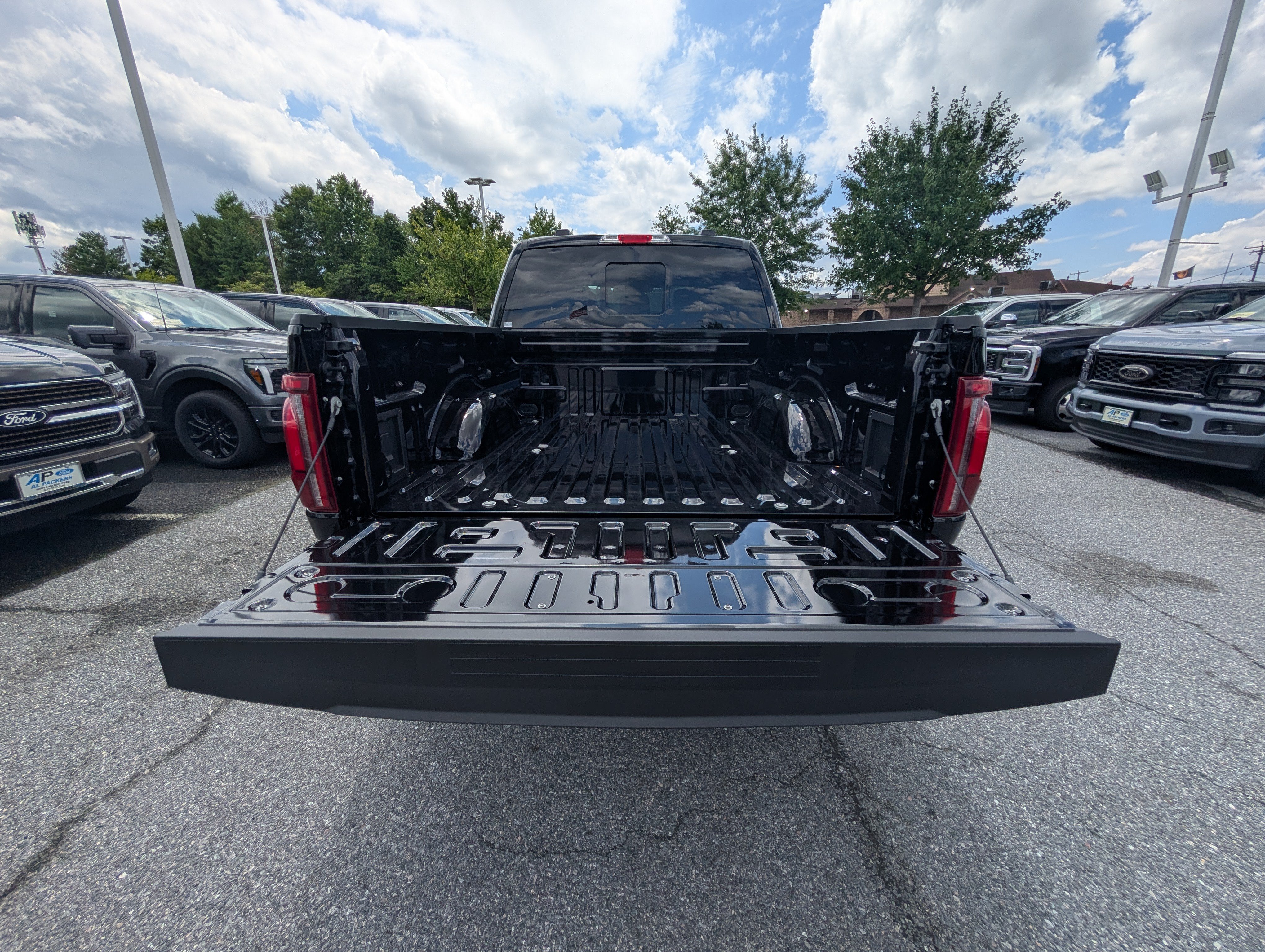 New 2026 Ford F150 Lariat w/ Equipment Group 501A Mid AWD/4WD image 8