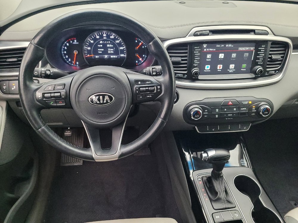 Used 2016 Kia Sorento SX image 22
