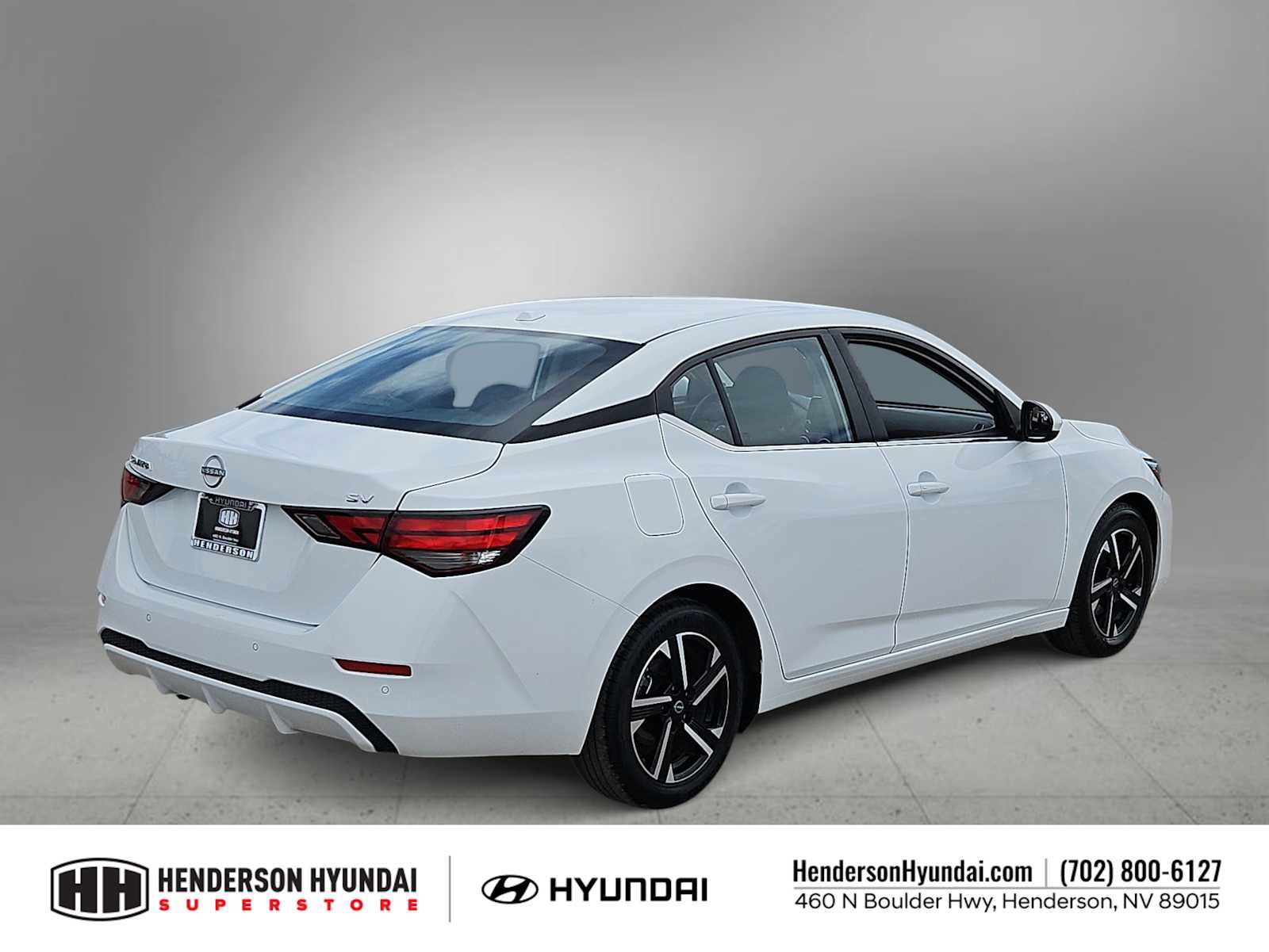 Used 2024 Nissan Sentra SV FWD image 8