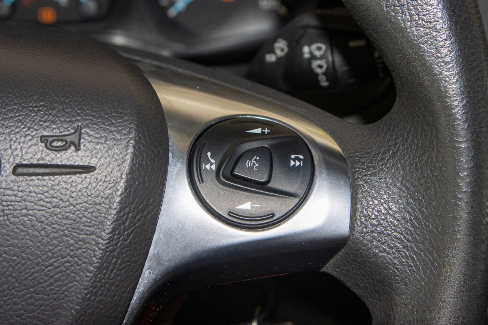 Used 2019 Ford Transit 250 148 Medium Roof image 23