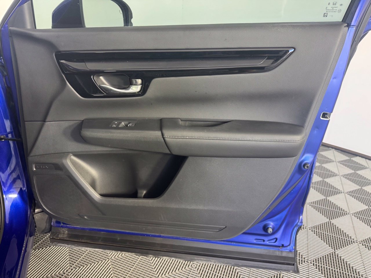 Used 2023 Honda CR-V EX-L image 32