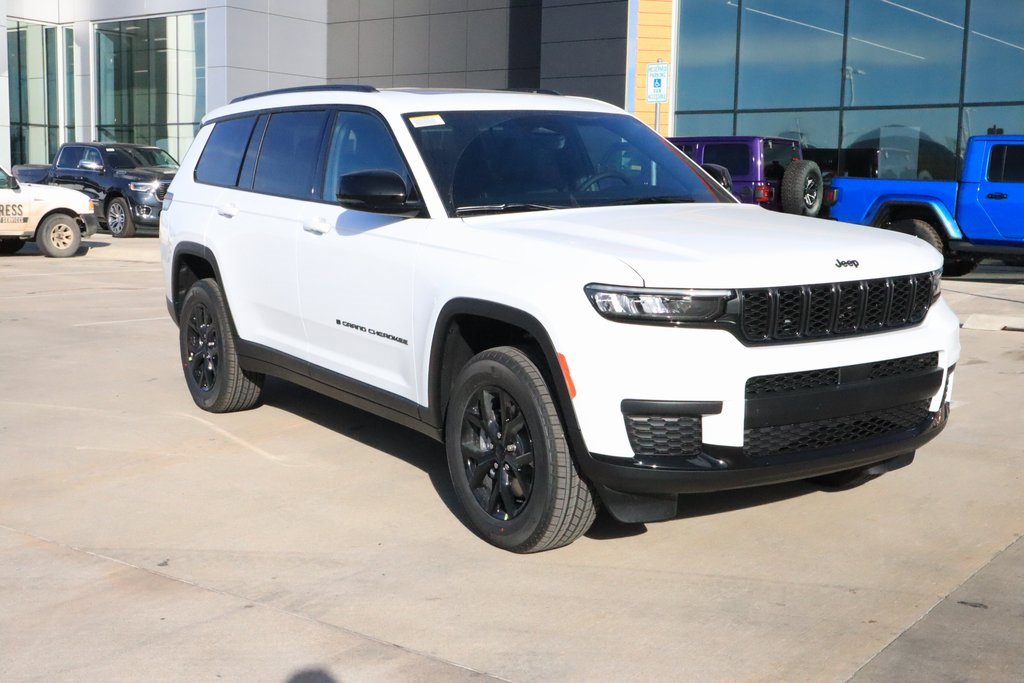 New 2025 Jeep Grand Cherokee L Altitude