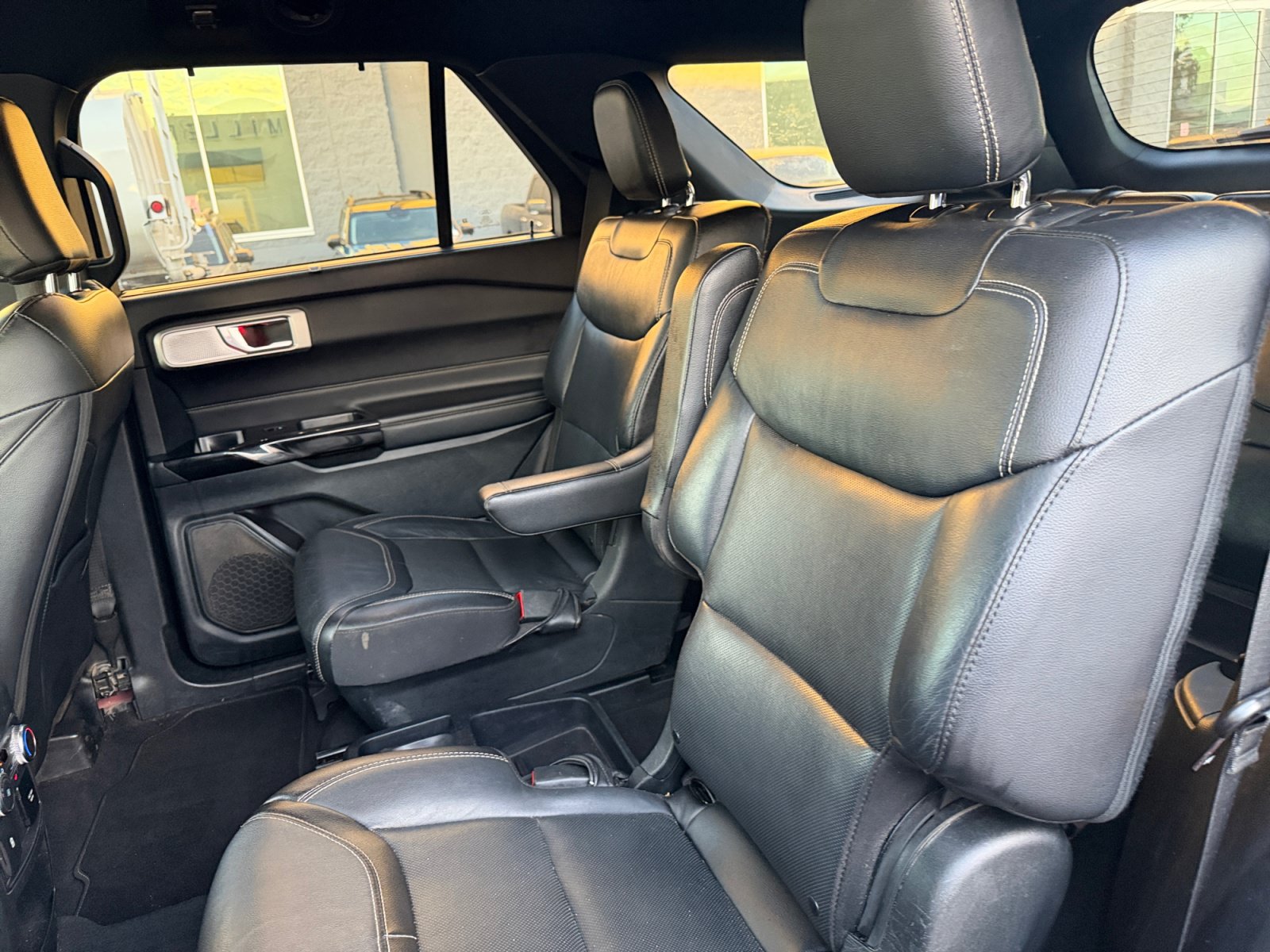 Used 2021 Ford Explorer ST w/ Equipment Group 401A AWD/4WD image 16