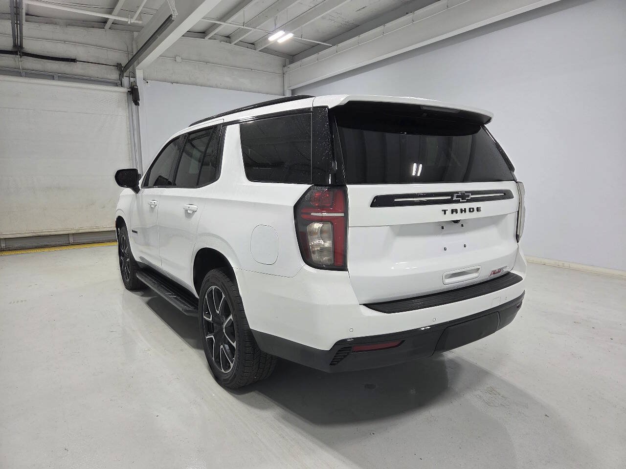 Used 2023 Chevrolet Tahoe RST AWD/4WD image 7