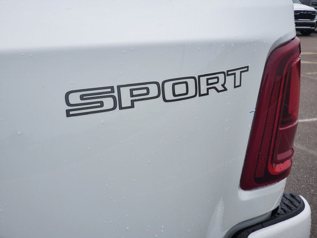 New 2027 RAM 3500 Big Horn AWD/4WD image 32