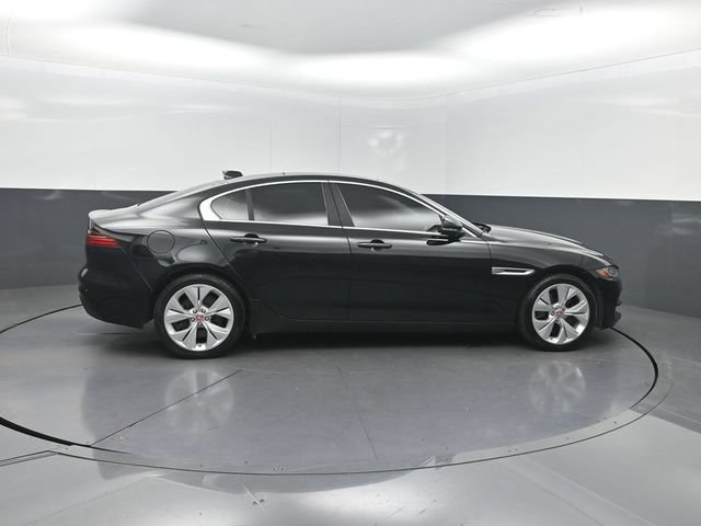 Used 2020 Jaguar XE S RWD image 32
