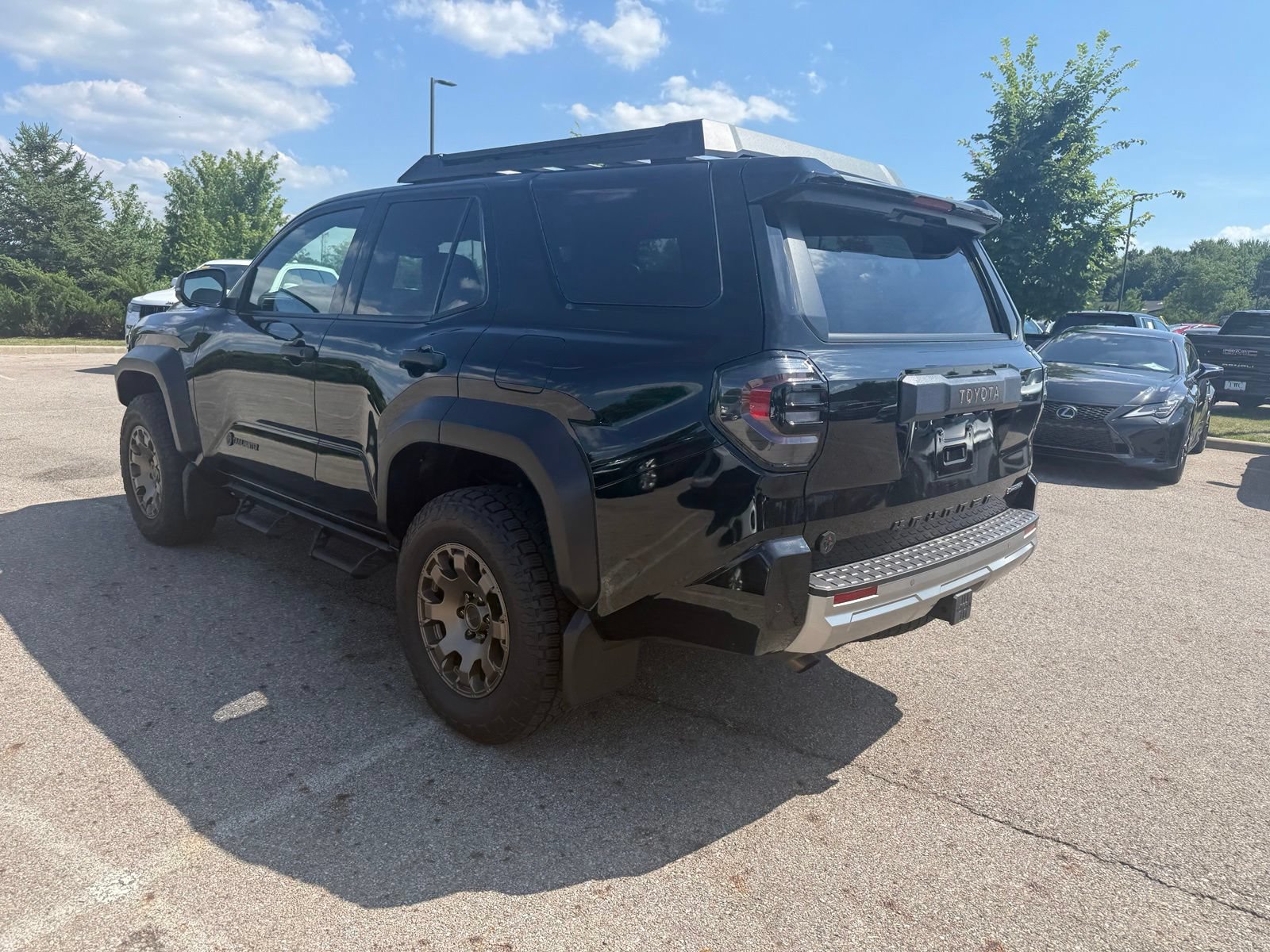Used 2025 Toyota 4Runner Trailhunter AWD/4WD image 7