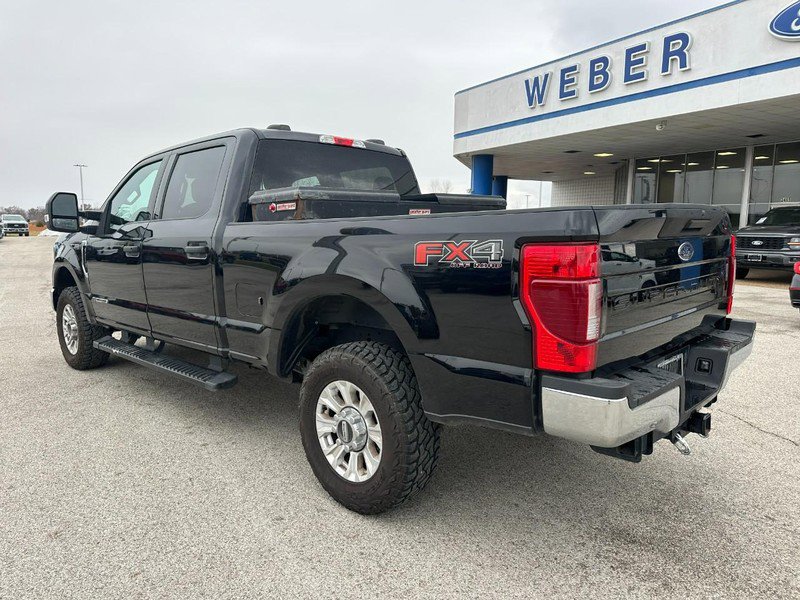 Used 2022 Ford F250 XLT w/ FX4 Off-Road Package image 3
