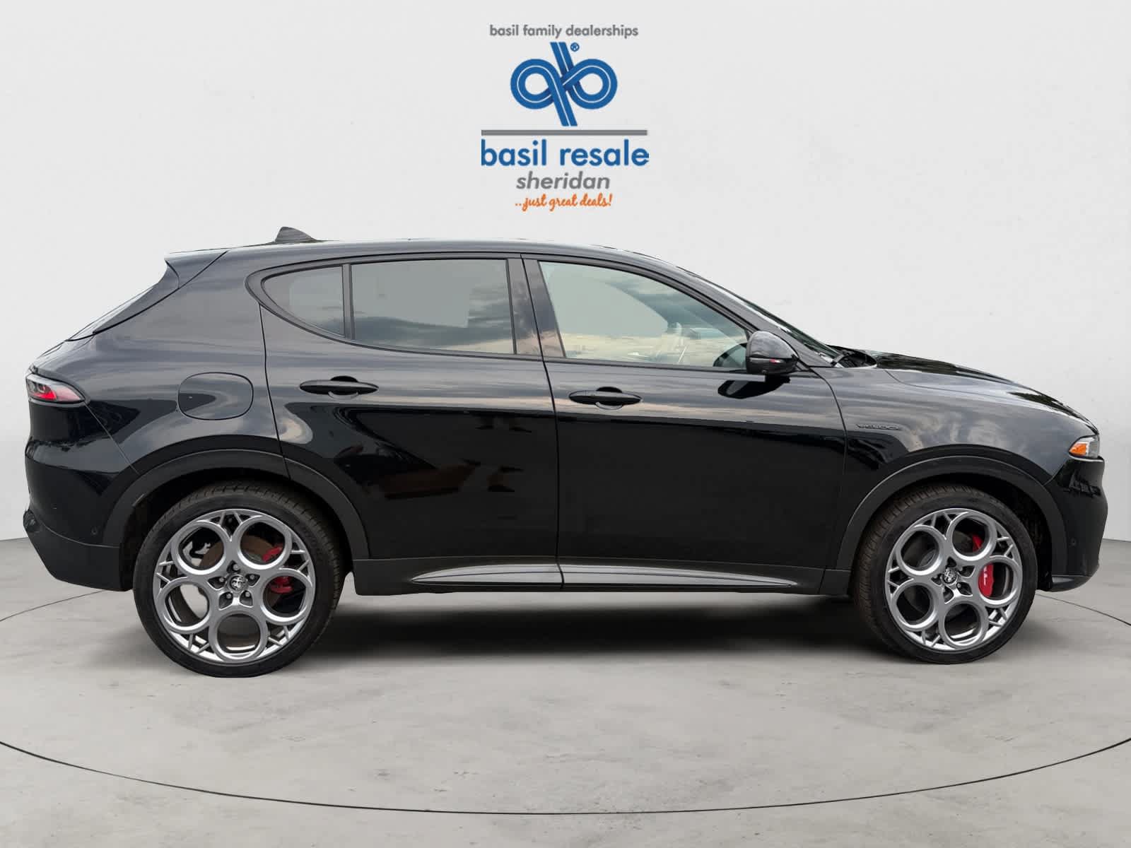 Used 2024 Alfa Romeo Tonale Ti w/ Active Assist Package AWD/4WD image 8