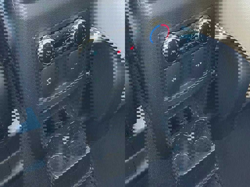 Certified 2024 Ford Explorer Limited image 10