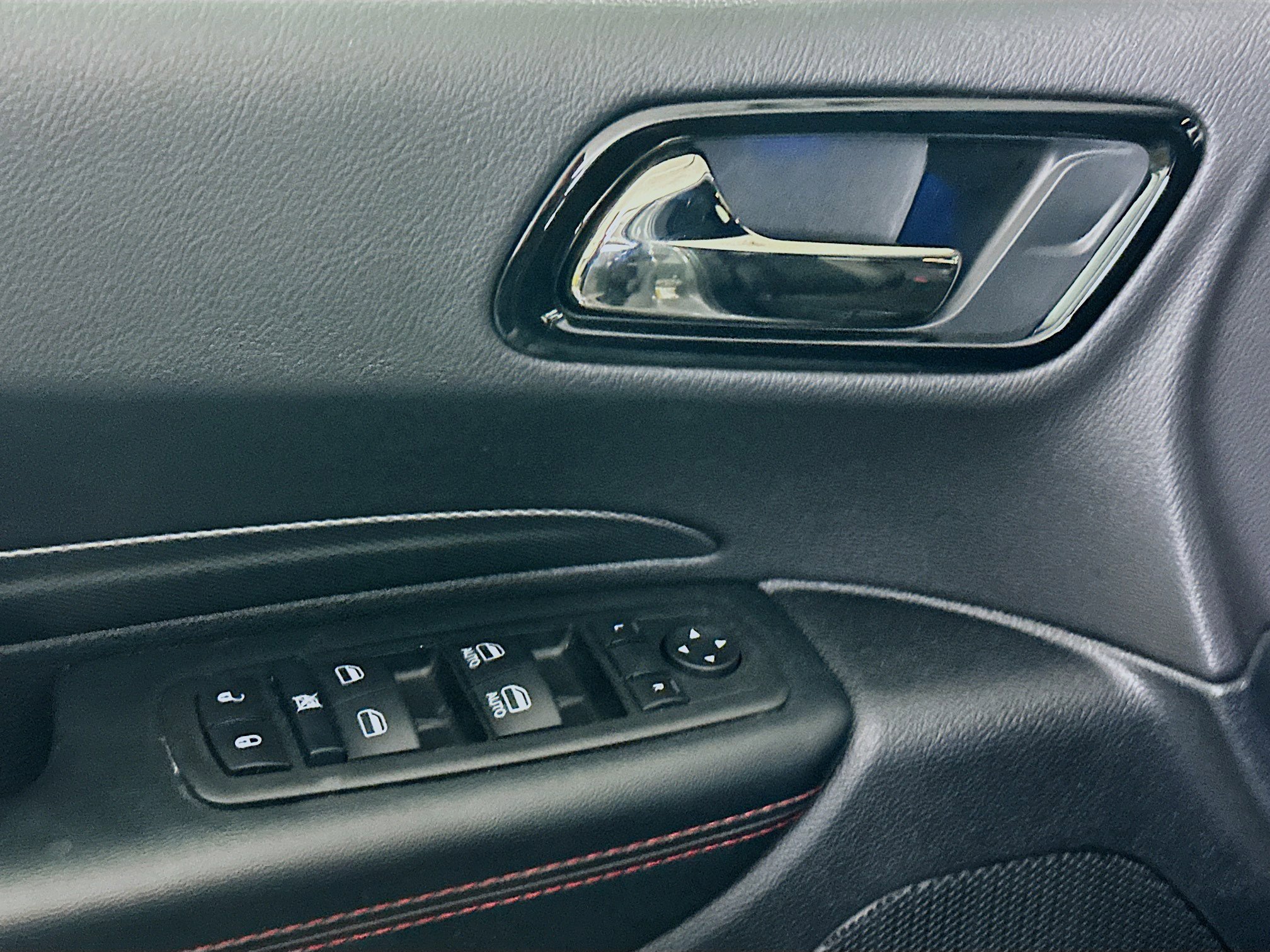 Used 2025 Dodge Durango GT image 15