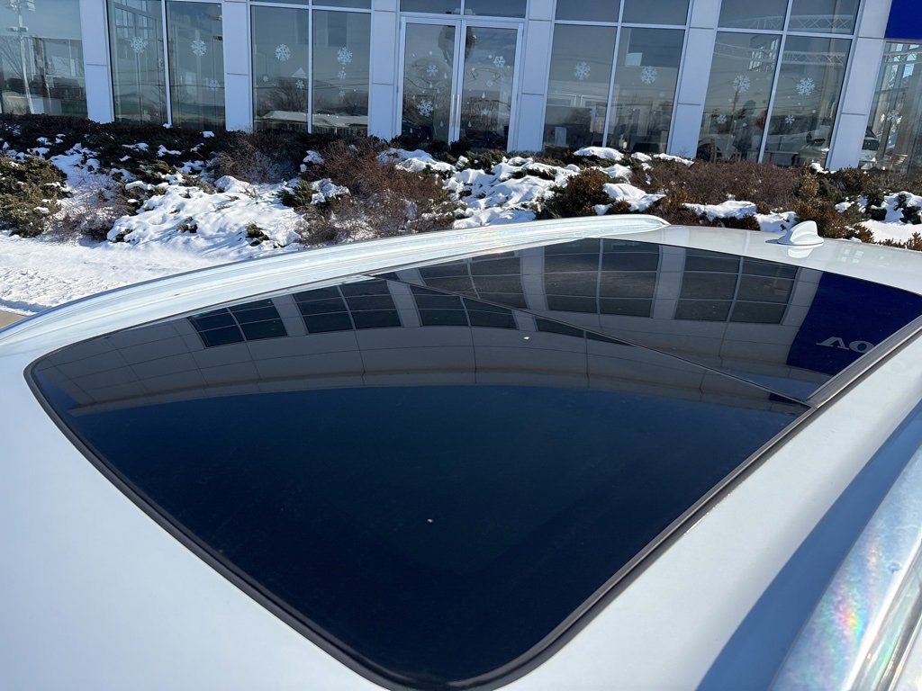 Certified 2023 Volvo XC90 B6 Plus image 10