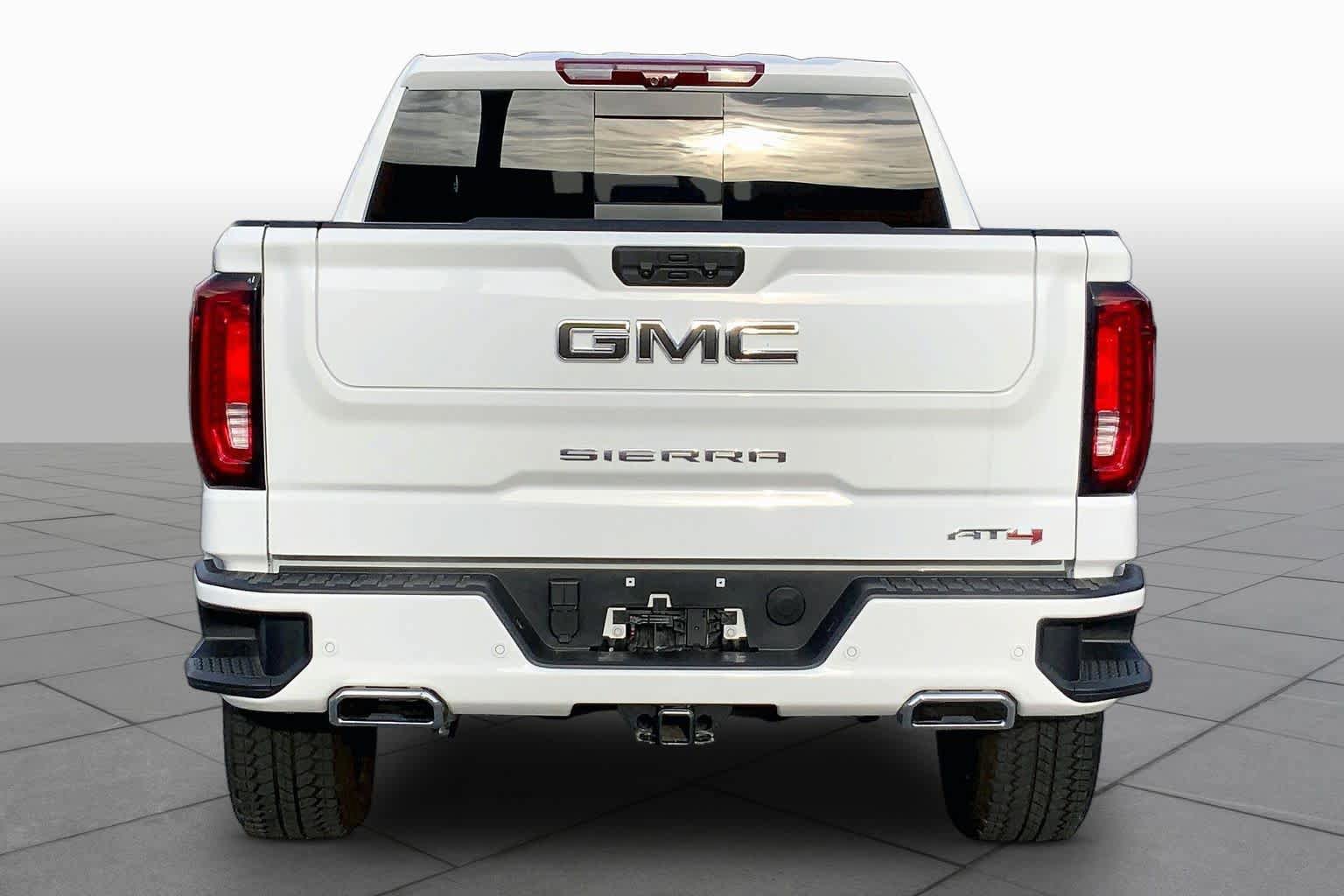 Used 2026 GMC Sierra 1500 AT4 w/ AT4 Premium Package AWD/4WD image 5