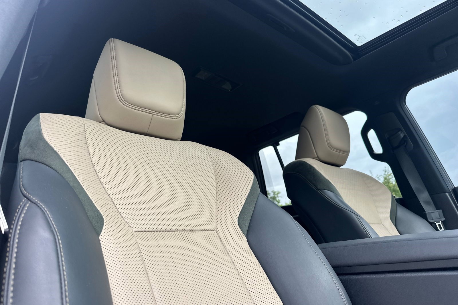 Used 2024 Lexus GX 550 image 21