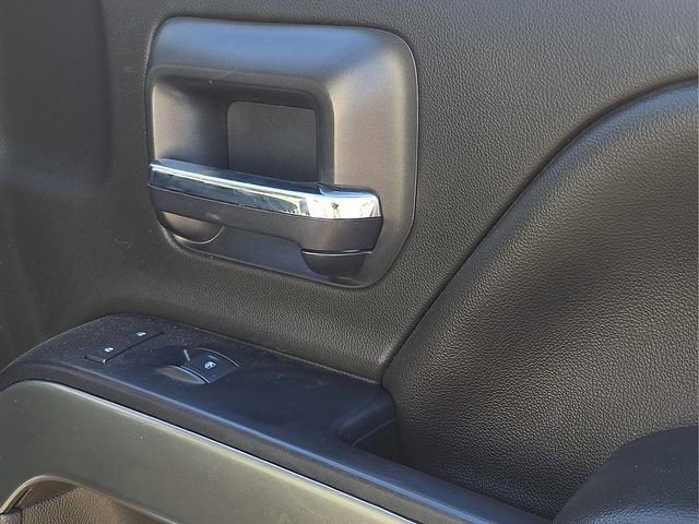 Used 2018 Chevrolet Silverado 1500 LT w/ Texas Edition image 14