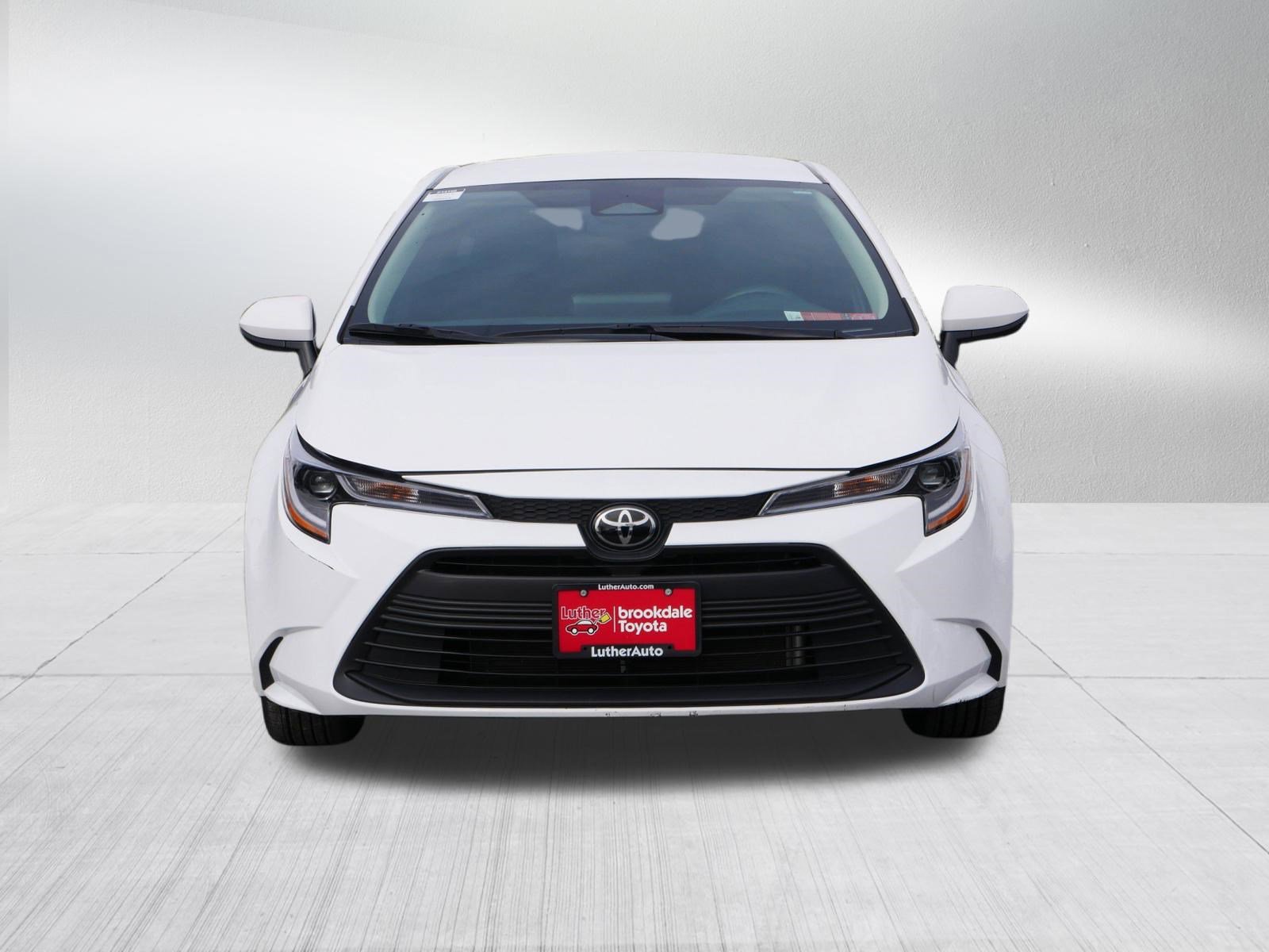 Certified 2024 Toyota Corolla LE image 2