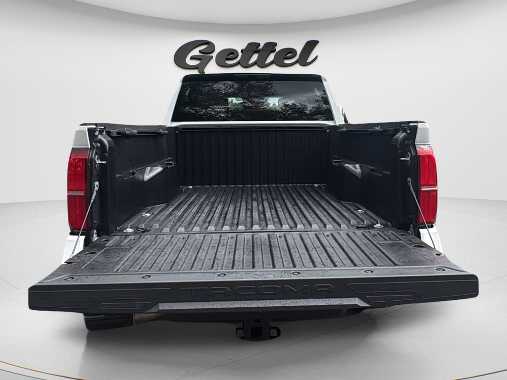 Used 2024 Toyota Tacoma SR5 RWD image 10