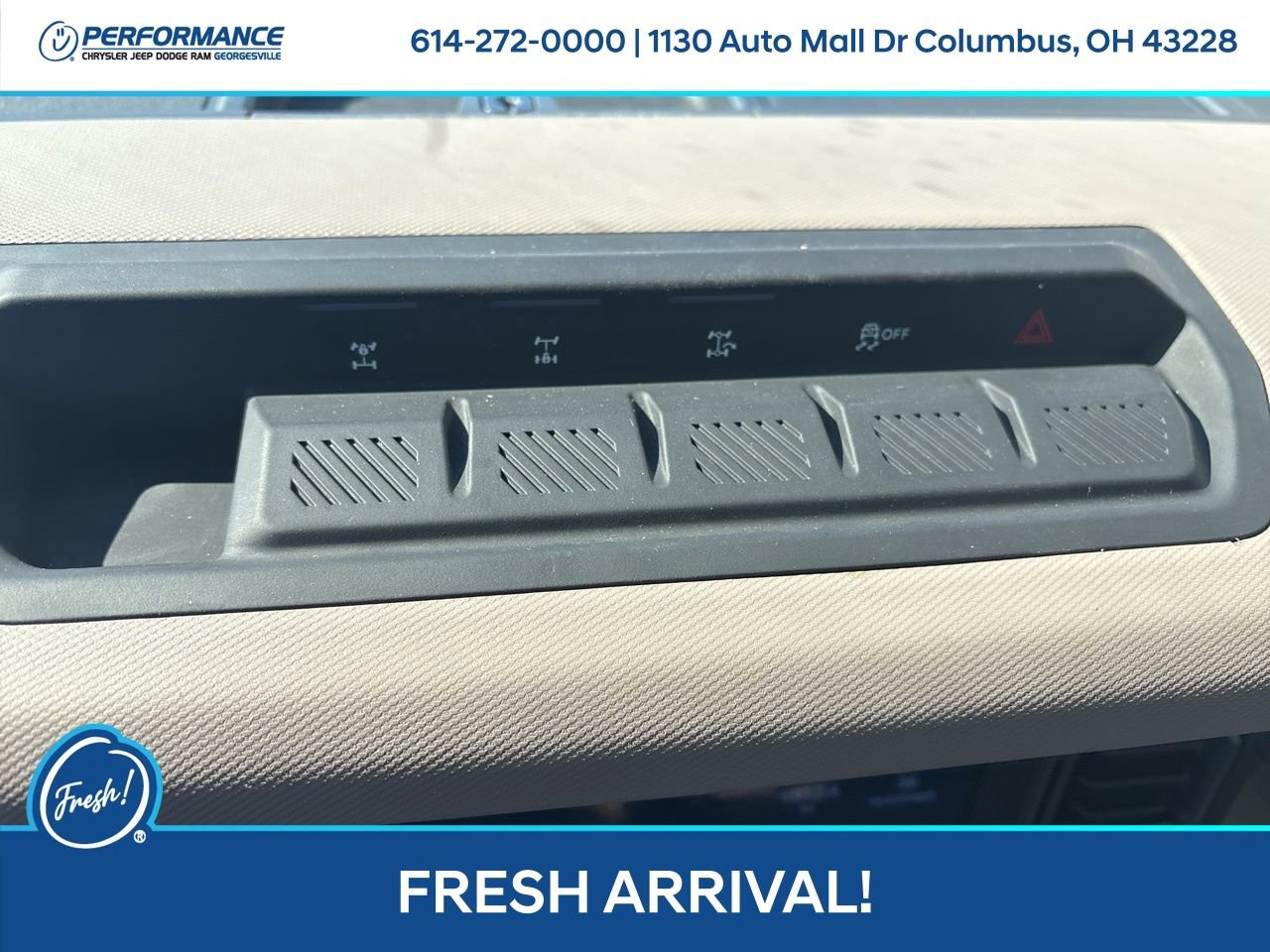 Used 2023 Ford Bronco Wildtrak image 24