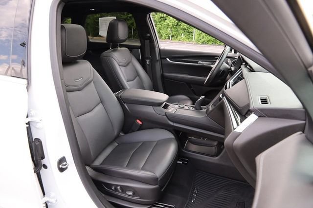 Used 2023 Cadillac XT5 Premium Luxury FWD image 29
