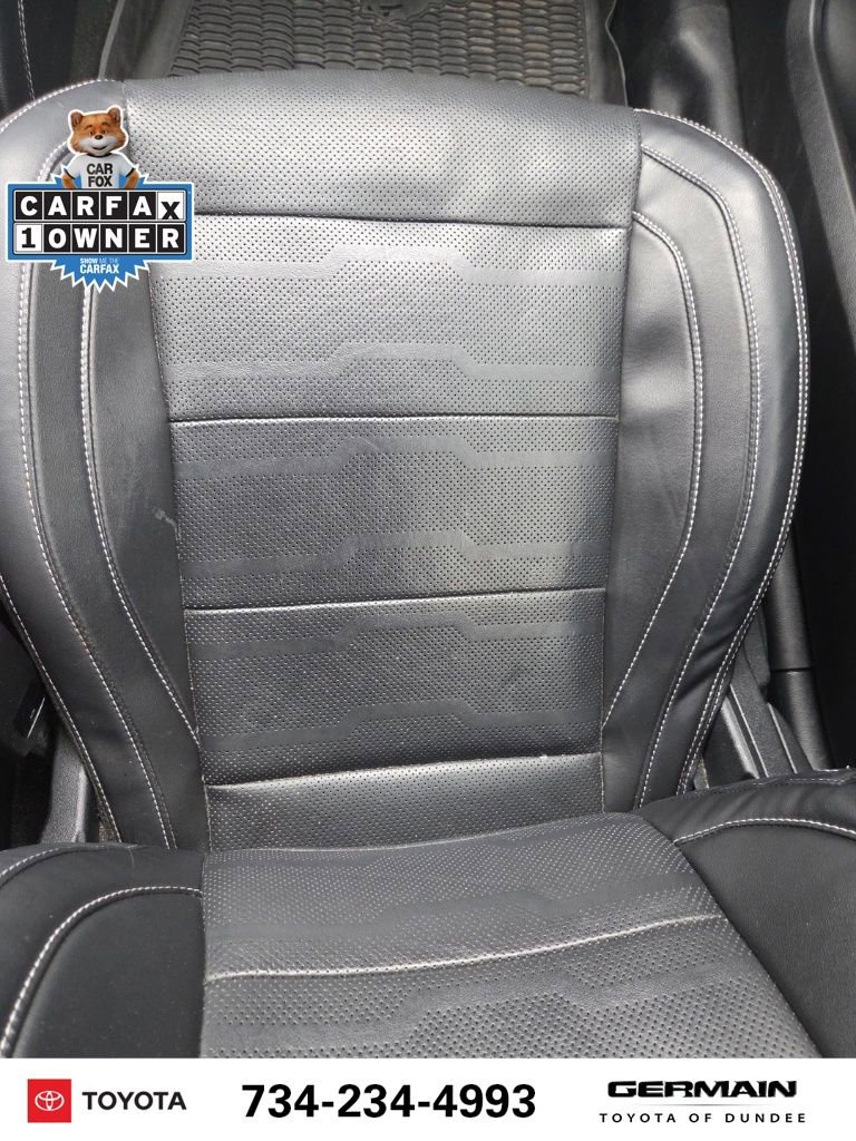 Used 2022 Ford Mustang Premium w/ Equipment Group 201A image 30