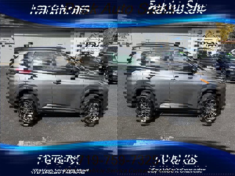 Used 2023 Nissan Rogue S image 8