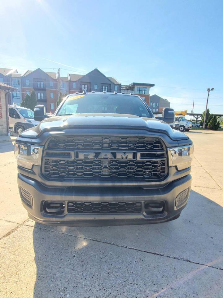 Used 2024 RAM 3500 Tradesman AWD/4WD image 2
