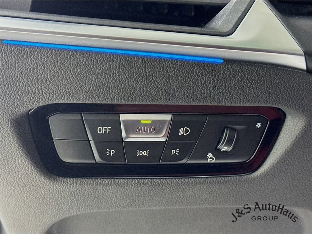 Used 2023 BMW M340i xDrive w/ Premium Package image 10