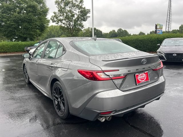 Used 2025 Toyota Camry SE FWD image 10