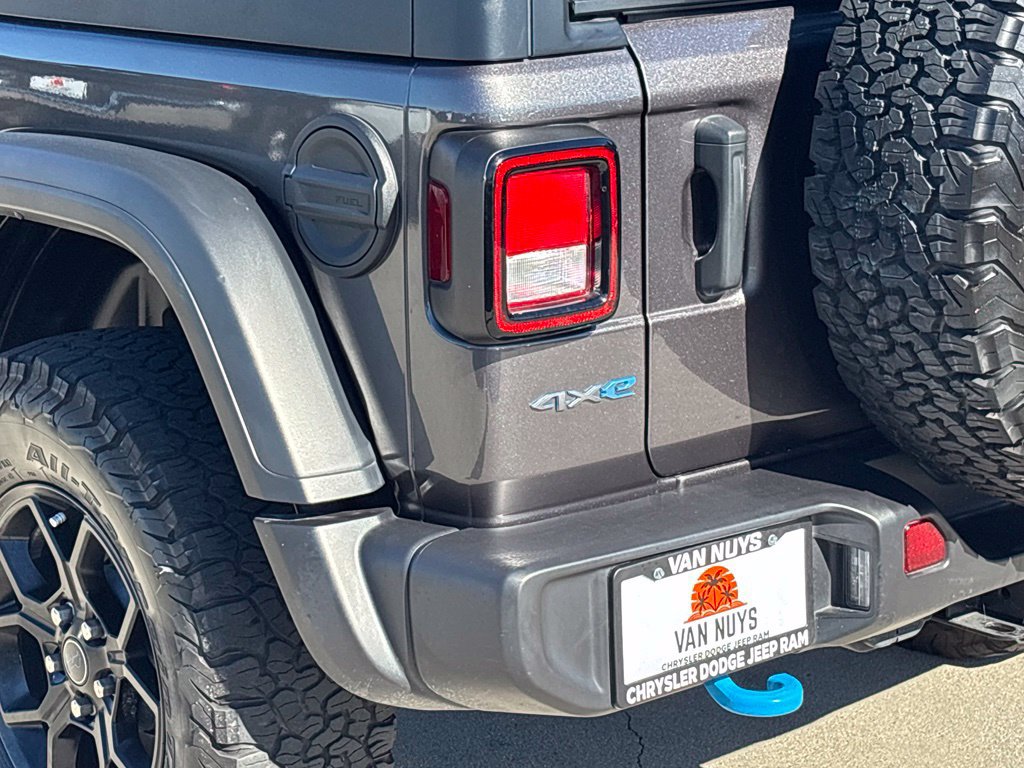 Certified 2024 Jeep Wrangler Unlimited AWD/4WD image 7