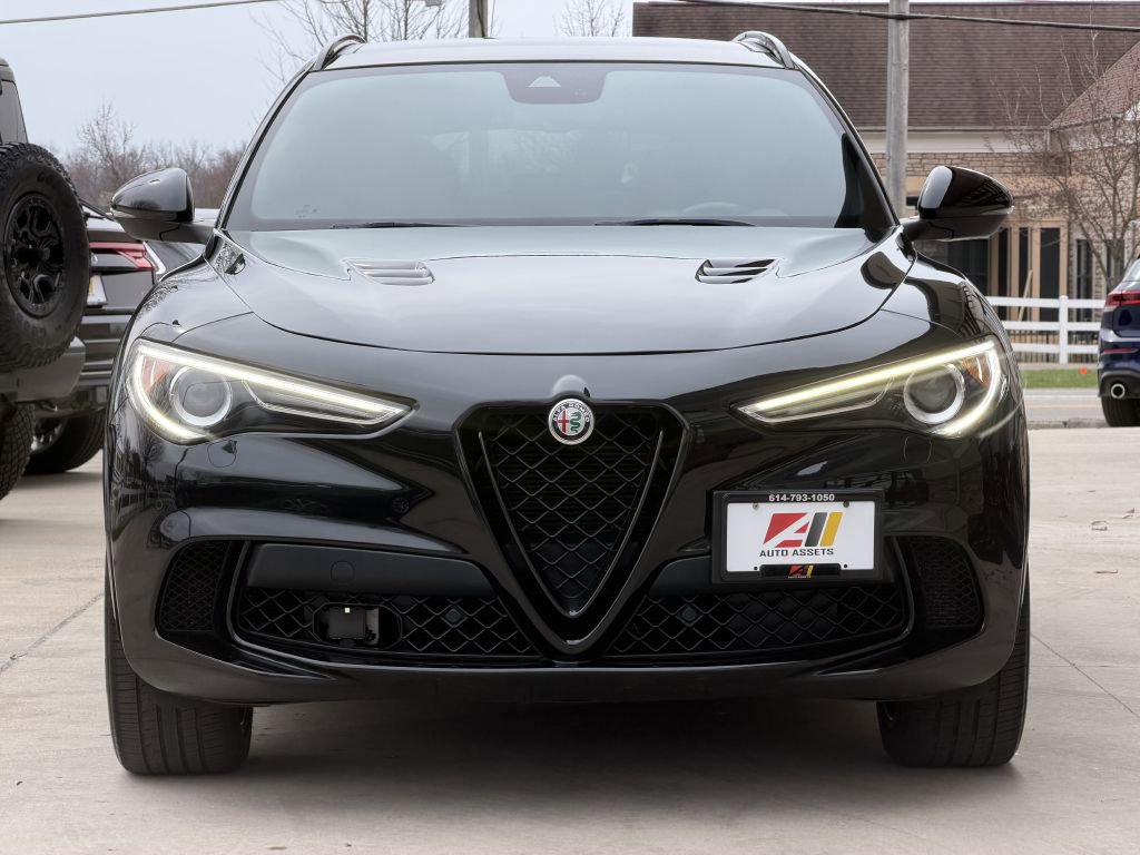Used 2022 Alfa Romeo Stelvio Quadrifoglio w/ Active Assist Plus Package image 4