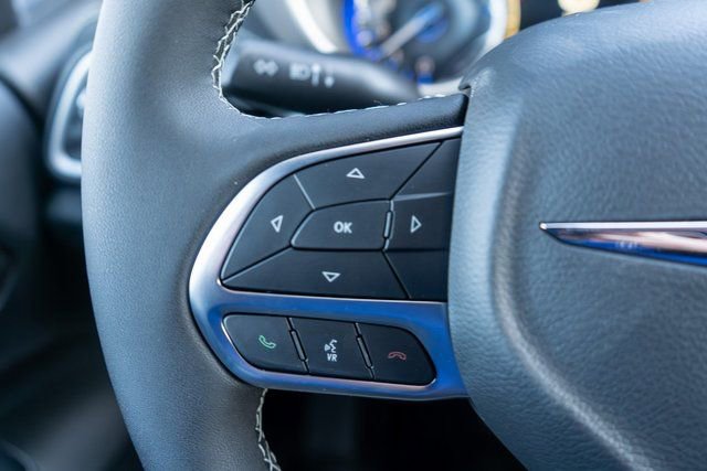 New 2026 Chrysler Pacifica Select image 19