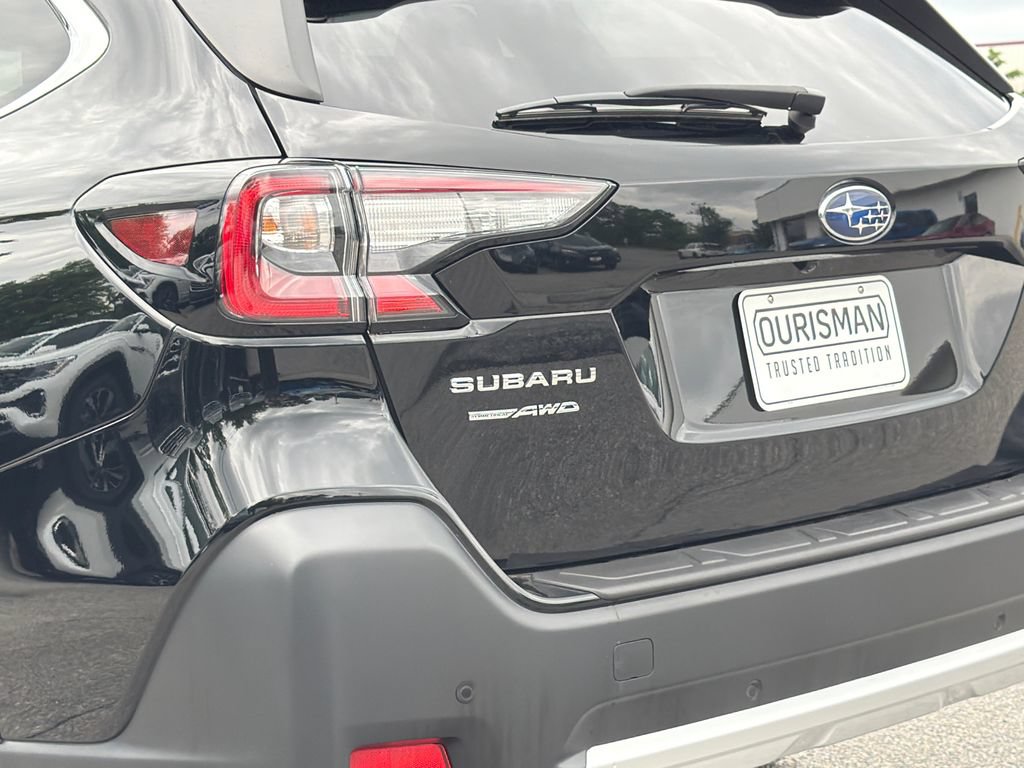 Certified 2025 Subaru Outback Limited AWD/4WD image 31