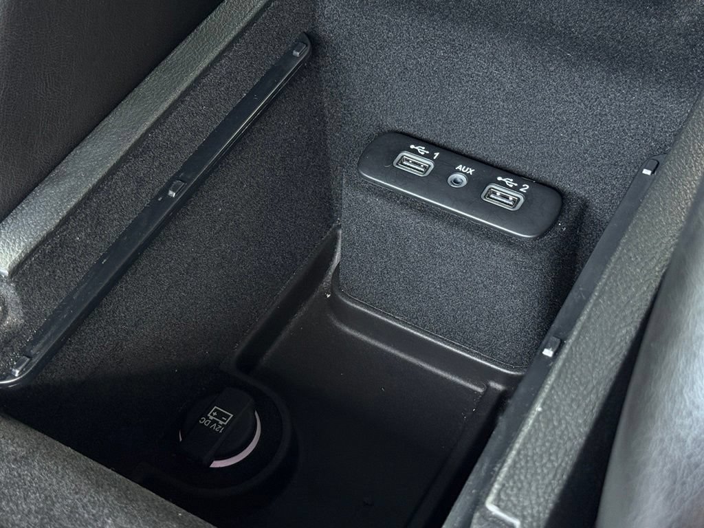 Used 2022 Chrysler 300 S RWD image 23