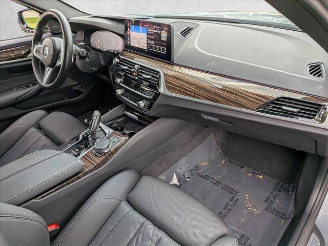 Used 2023 BMW 540i xDrive w/ M Sport Package AWD/4WD image 25