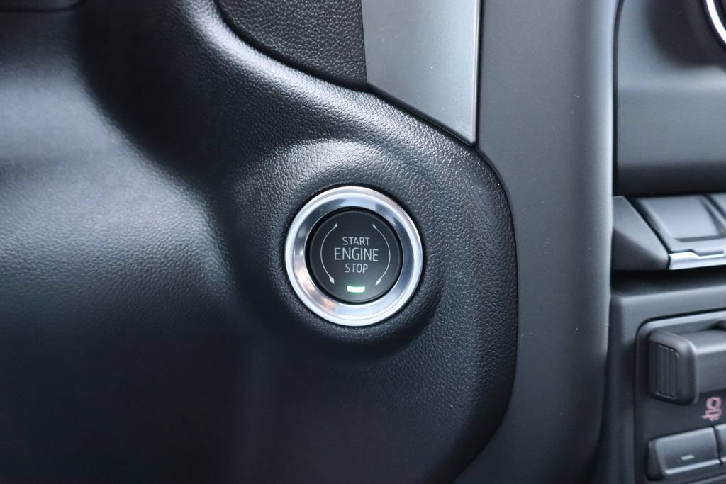 New 2026 Chevrolet Silverado 2500 Custom w/ Custom Value Package AWD/4WD image 14