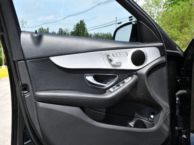 Used 2016 Mercedes-Benz C 300 Sedan image 11