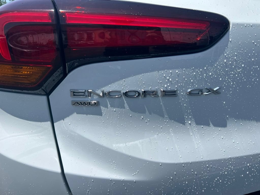 Used 2021 Buick Encore GX Essence w/ Experience Buick Package AWD/4WD image 4