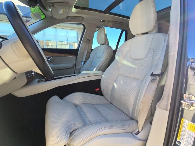 Used 2019 Volvo XC90 T6 Inscription w/ Luxury Package image 16