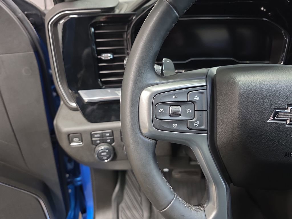 Certified 2023 Chevrolet Silverado 1500 RST AWD/4WD image 16