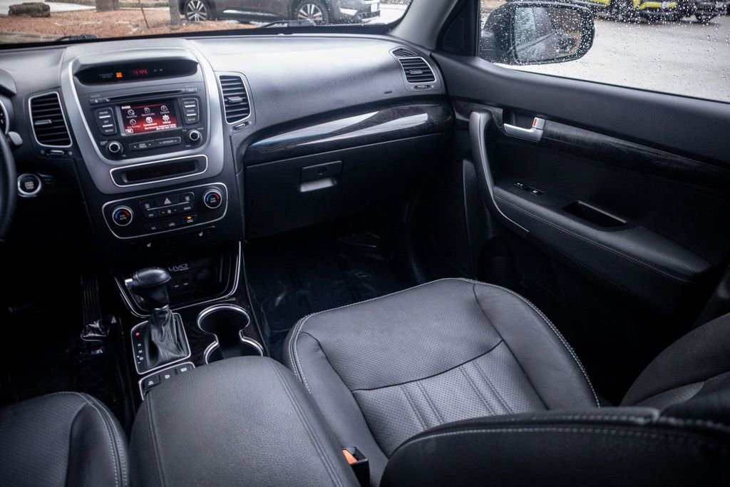 Used 2015 Kia Sorento EX image 22