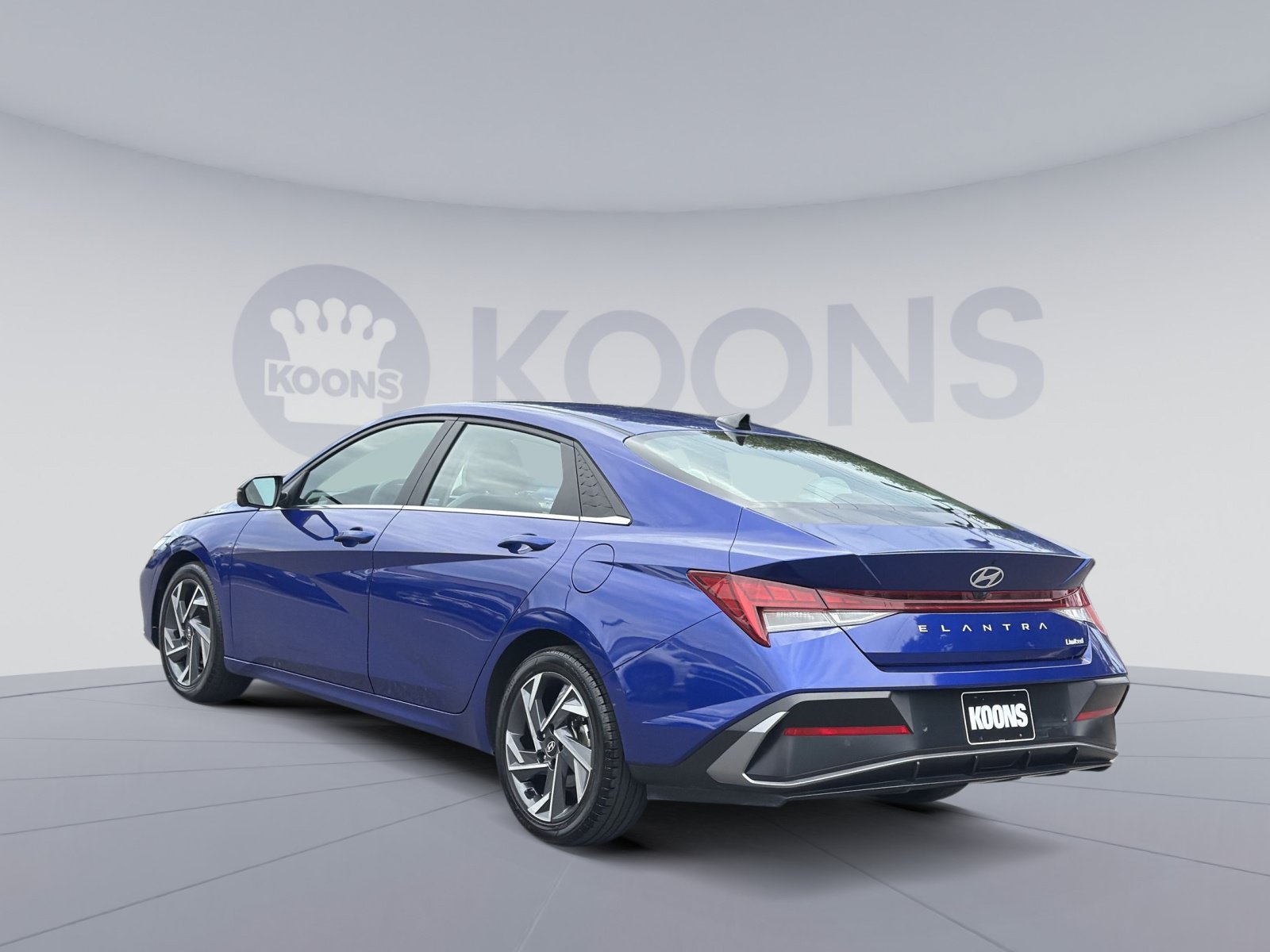Certified 2024 Hyundai Elantra Limited FWD image 4