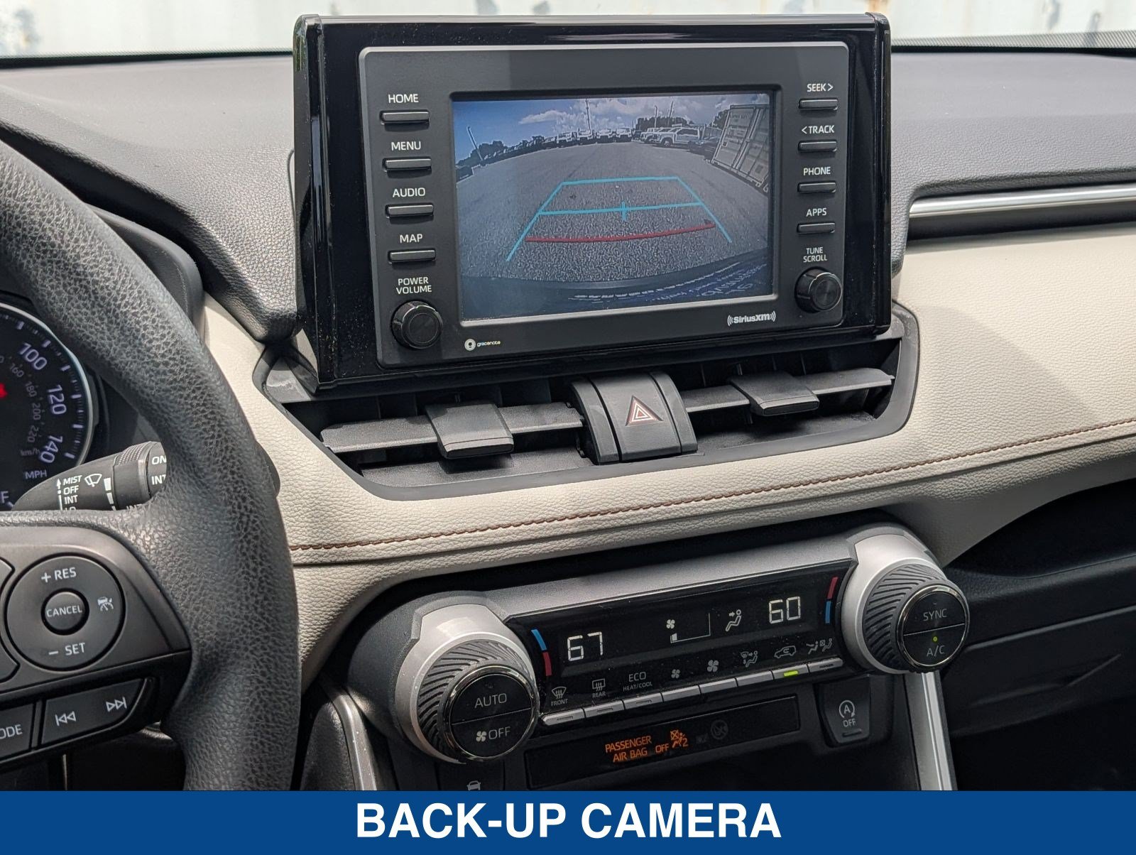 Used 2020 Toyota RAV4 XLE AWD/4WD image 29