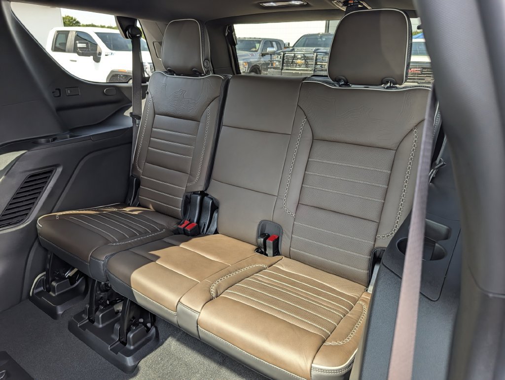 New 2027 GMC Yukon Denali Ultimate AWD/4WD image 27