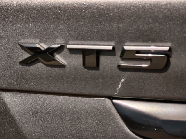 Used 2020 Cadillac XT5 Premium Luxury FWD image 8