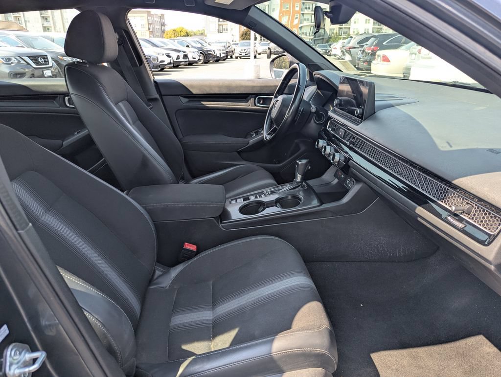 Used 2022 Honda Civic Sport image 32