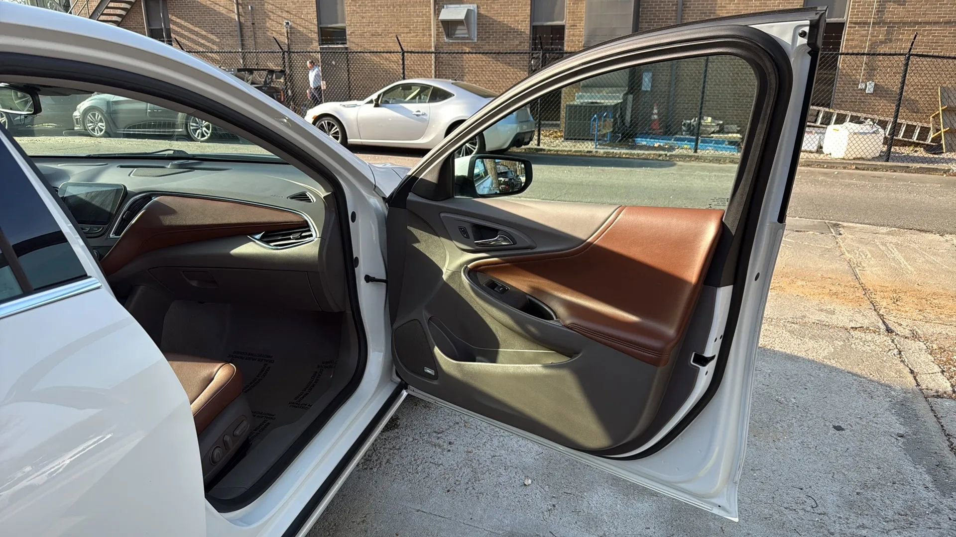 Used 2017 Chevrolet Malibu LT w/ Leather Package image 24