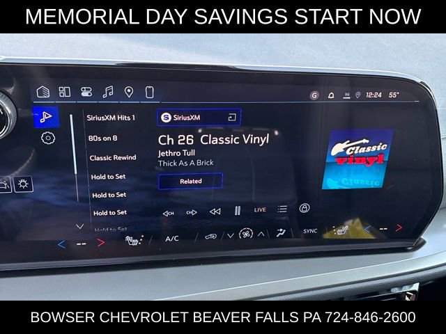 New 2026 Chevrolet Traverse LT w/ Driver Confidence Package AWD/4WD image 9