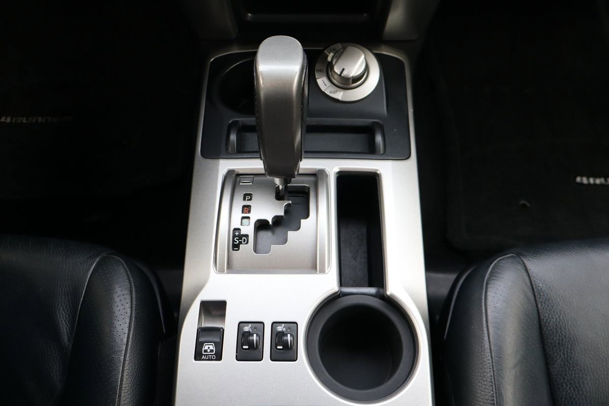 Used 2012 Toyota 4Runner Limited image 37
